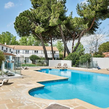 Artemia Aigues-Mortes - Hotel Avec Piscine Bagian luar foto